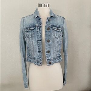 American Eagle Outfitters Light Blue Denim Jacket